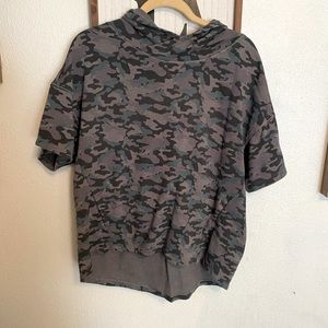 Fabletics shirt hoodie